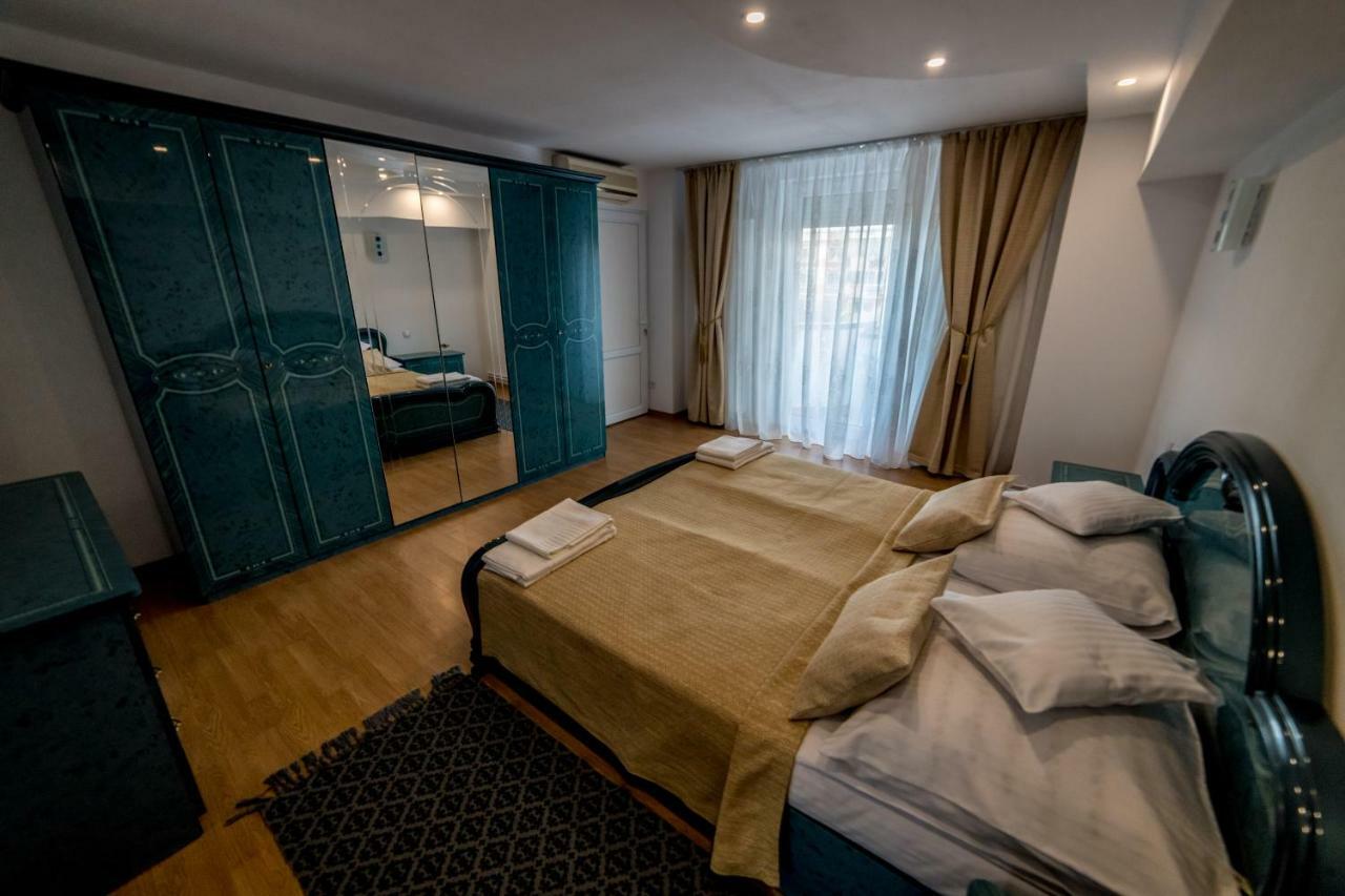 Apartament Sorina Maria Apartamento Deva Exterior foto