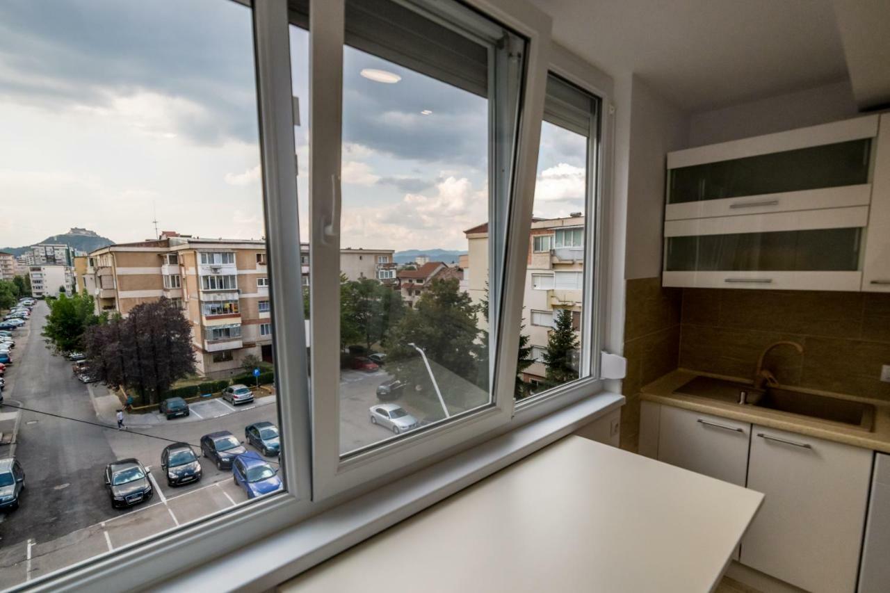 Apartament Sorina Maria Apartamento Deva Exterior foto